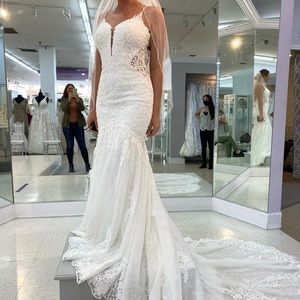 NEVER WORN OR ALTERED!